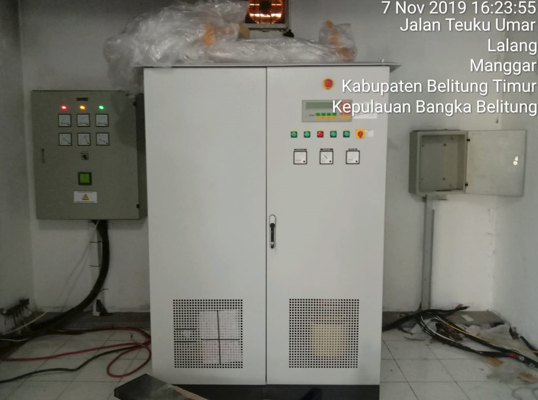 PLN Bangka Belitung (PLTS) Lokasi Pulau Buku Limau, Dismantle Inverter - Wiring PV Module - Battery, 12 November 2019